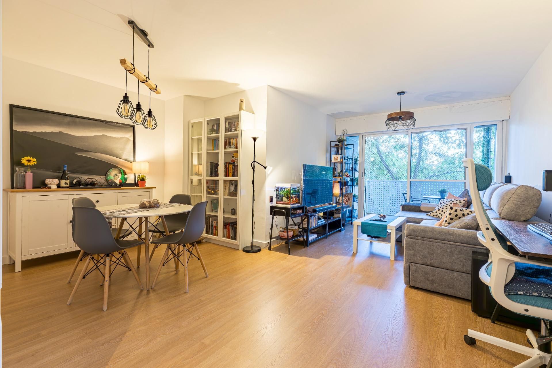 Sala d'estar de Pis en venda en  Murcia Capital amb Aire condicionat i Balcó