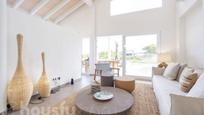 Sala d'estar de Casa o xalet en venda en Es Mercadal amb Aire condicionat, Calefacció i Jardí privat