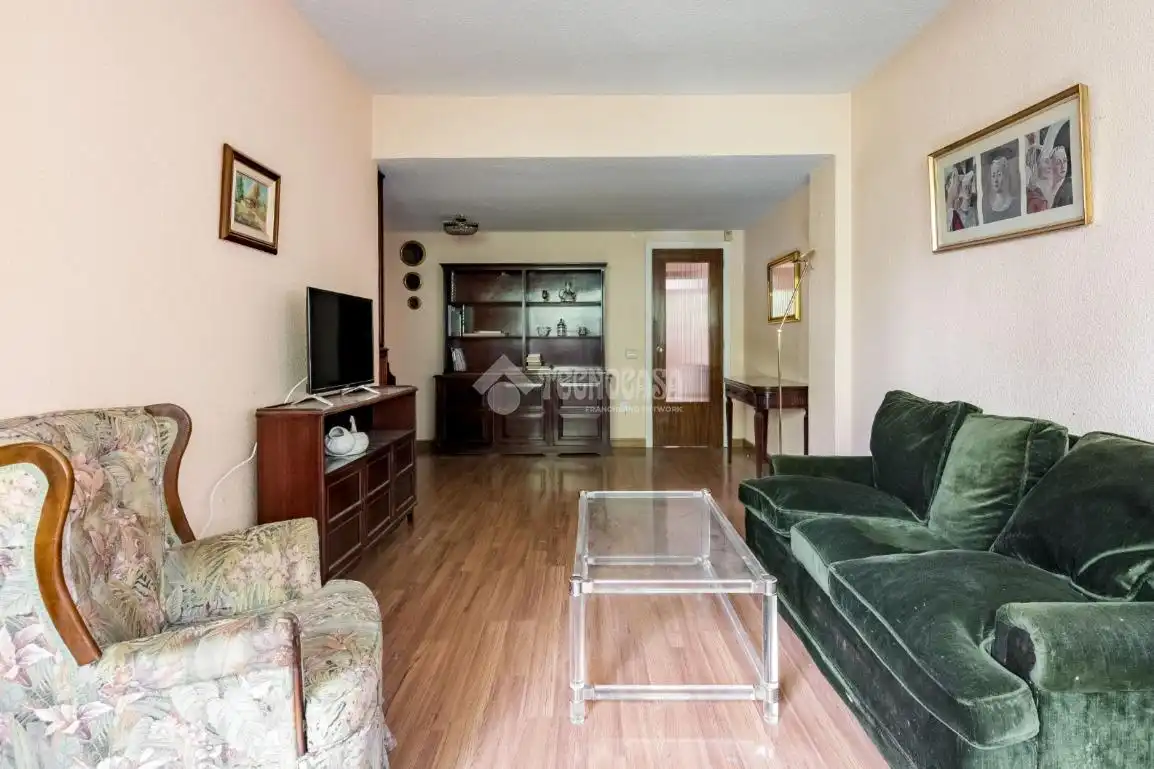 Wohnzimmer von Wohnung zum Verkauf in Madrid mit Klimaanlage