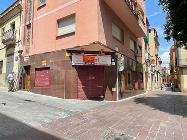 Local commercial à louer à Llorenç Presas 6