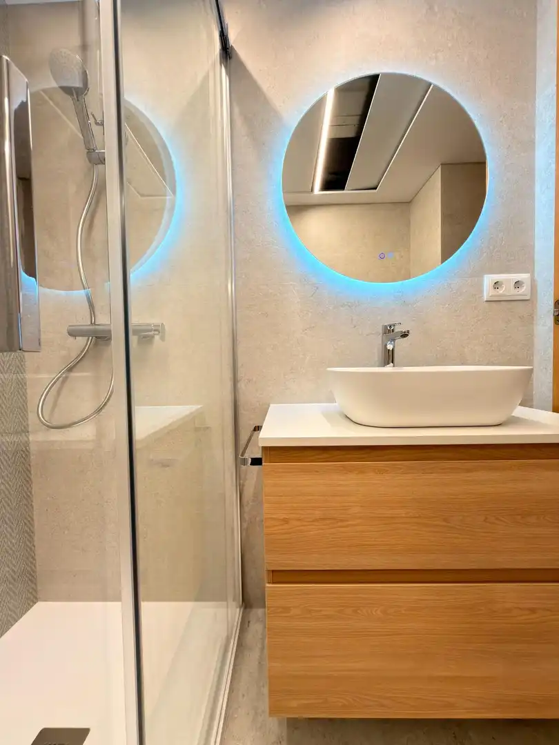Bathroom of Flat for rent in Alicante / Alacant  with Air Conditioner, Private garden and Terrace