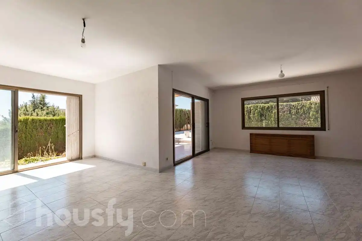 Casa amb piscina en venda a Avinguda de la Llum ., imagen 8