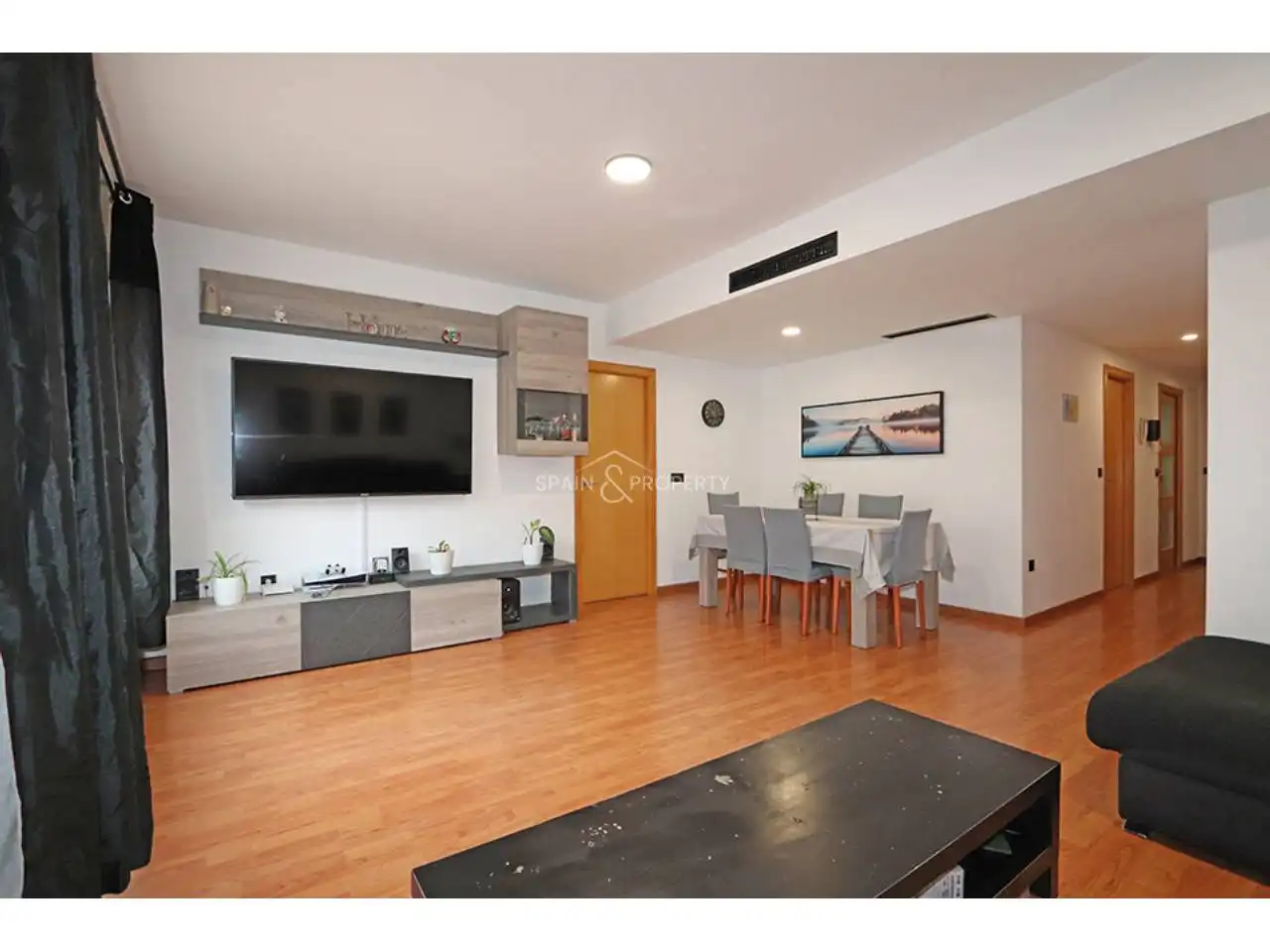 Sala de estar de Piso en venta en Montserrat con Aire acondicionado, Terraza y Piscina comunitaria