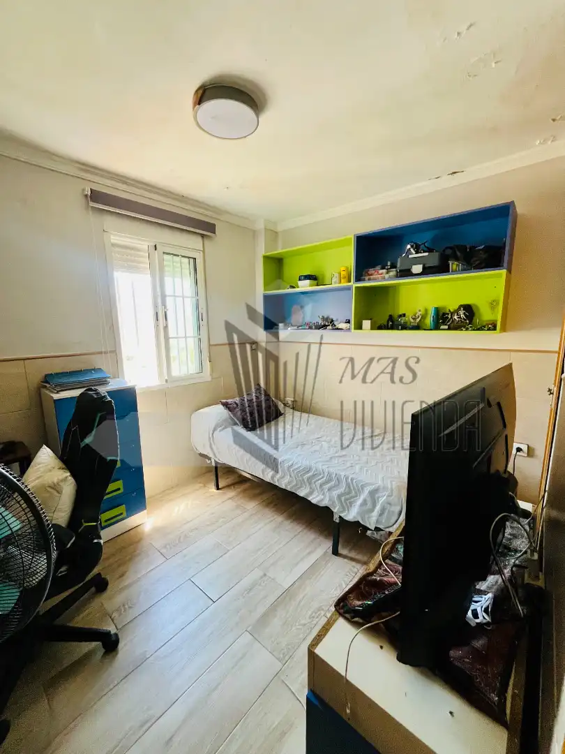 Bedroom of Flat for sale in Algeciras  with Furnished