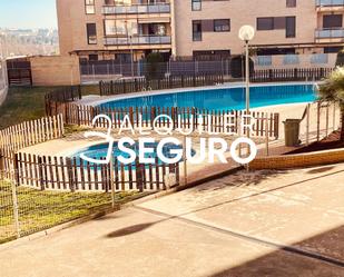 Piscina de Pis de lloguer en Mérida amb Aire condicionat, Calefacció i Terrassa