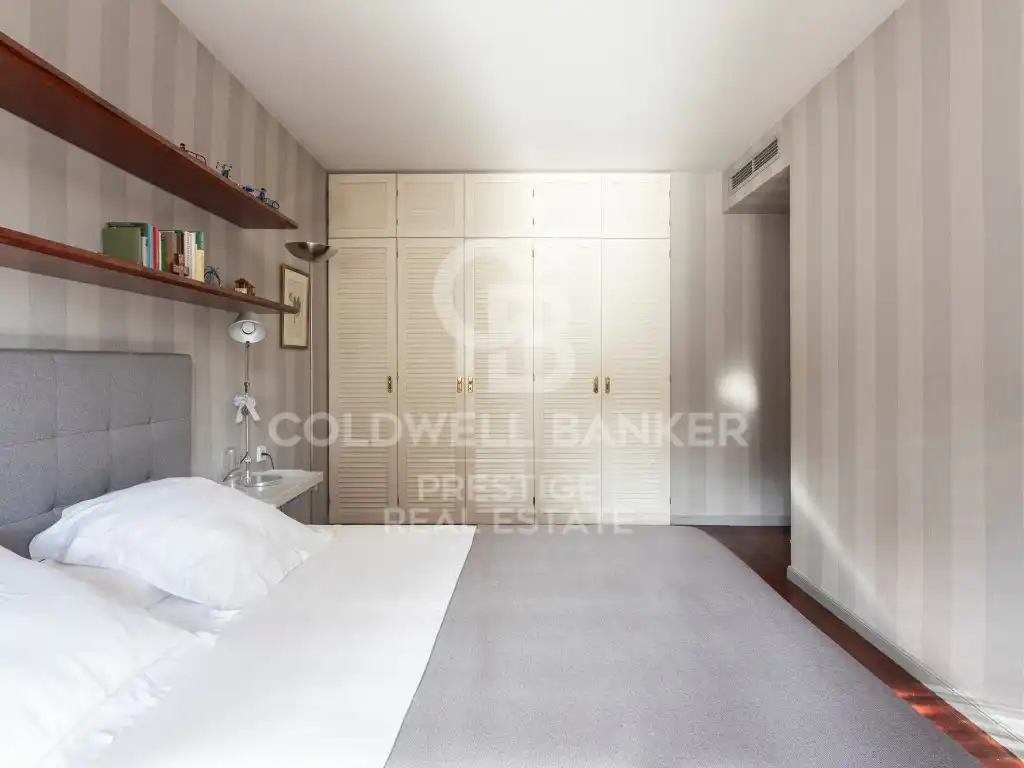 Habitación de Piso en venta en Barcelona con Jardín privado, Terraza y Piscina comunitaria