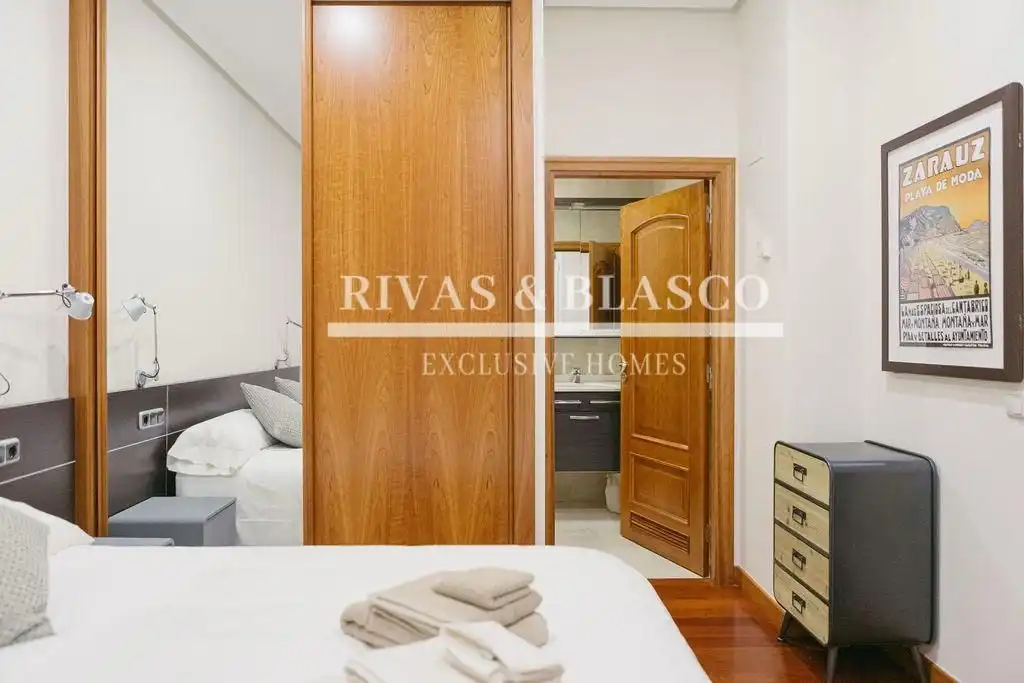 Dormitori de Apartament de lloguer en Donostia - San Sebastián  amb Aire condicionat, Calefacció i Moblat