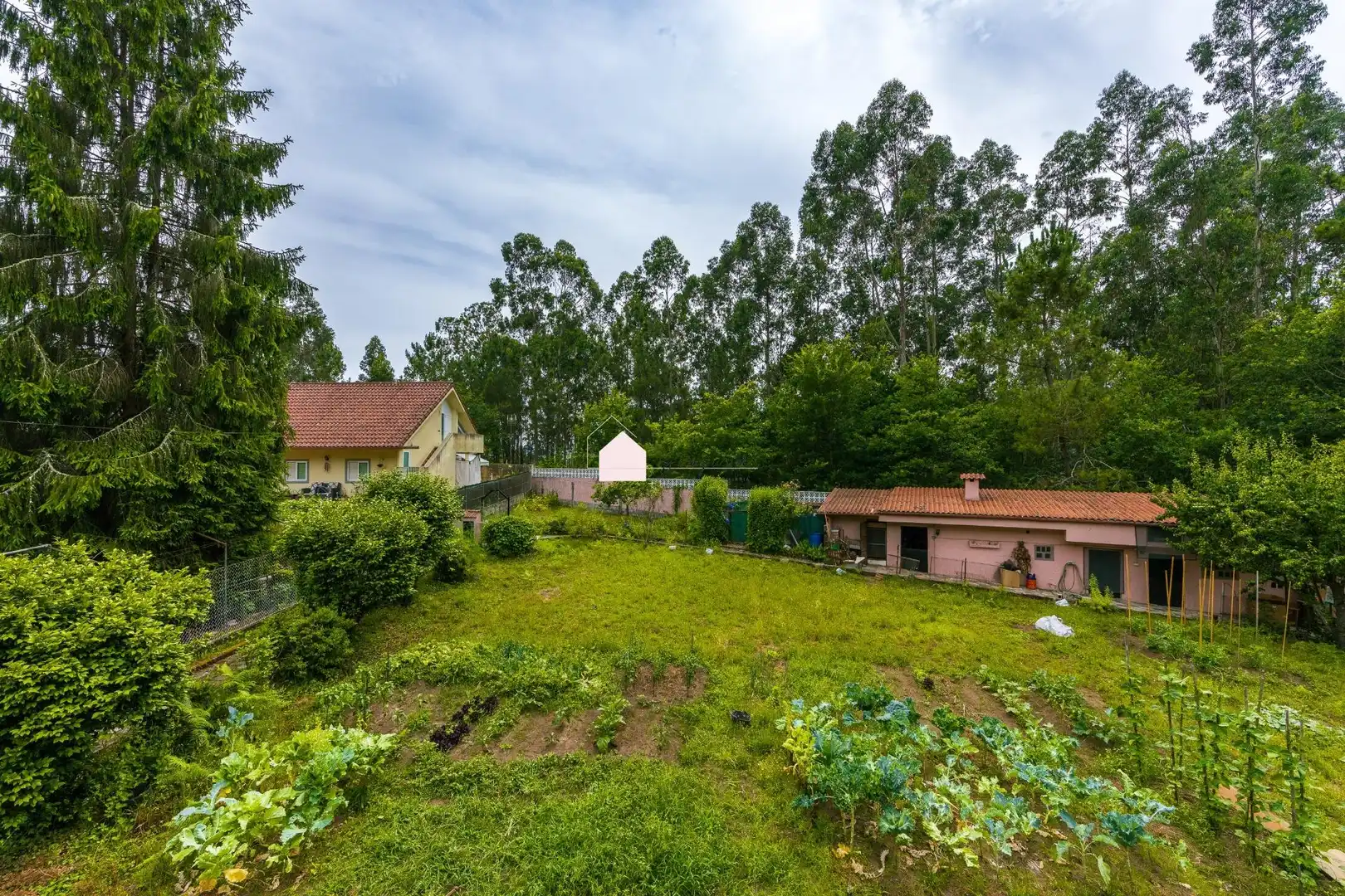 Casa o chalet en venta en Gondomar con Calefacción, Jardín privado y Trastero