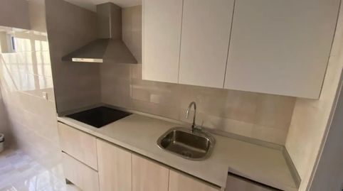 Foto 5 de Piso en venta en Calle Ronda de Alfareros, 1, Casería de Montijo, Granada Capital