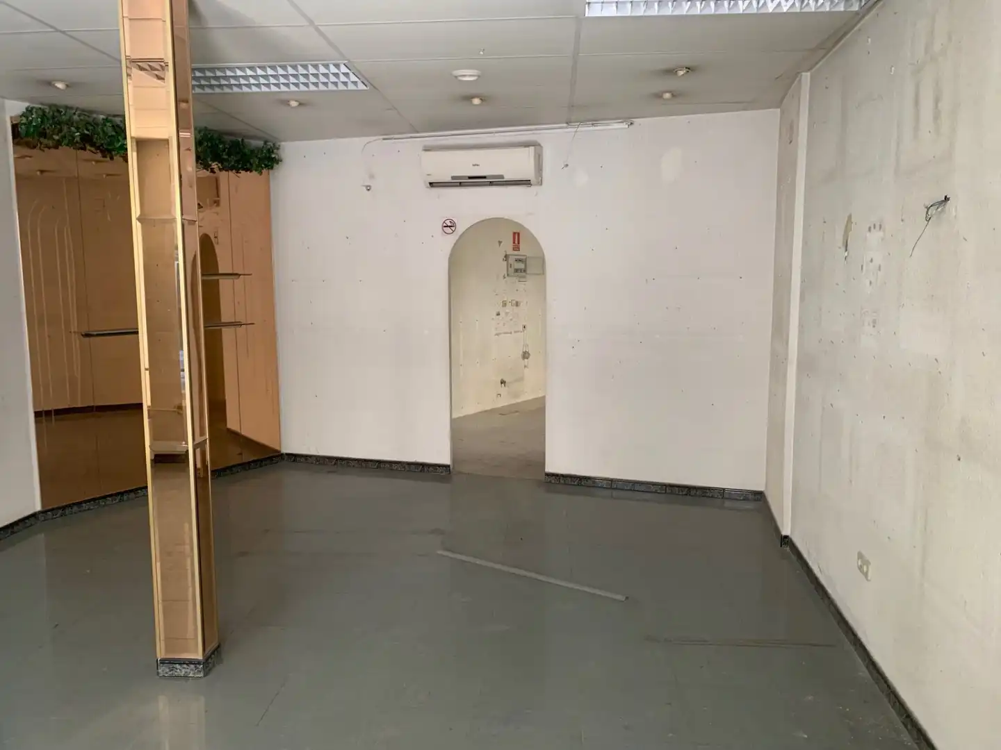 Geschaftsraum zum Verkauf in Ávila