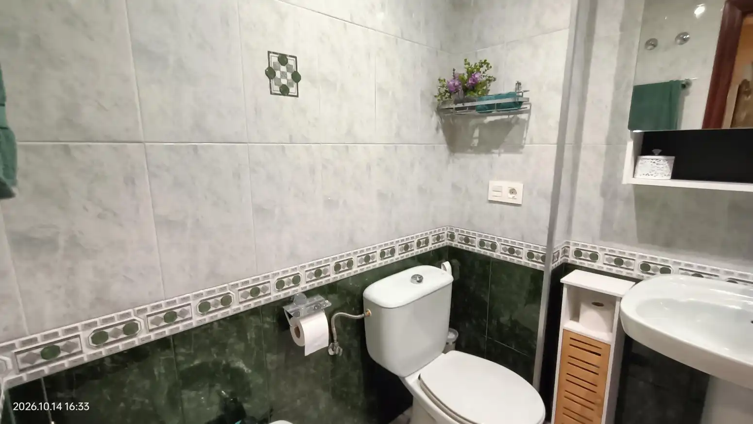 Baño de Piso en venta en Avilés con Calefacción, Jardín privado y Terraza