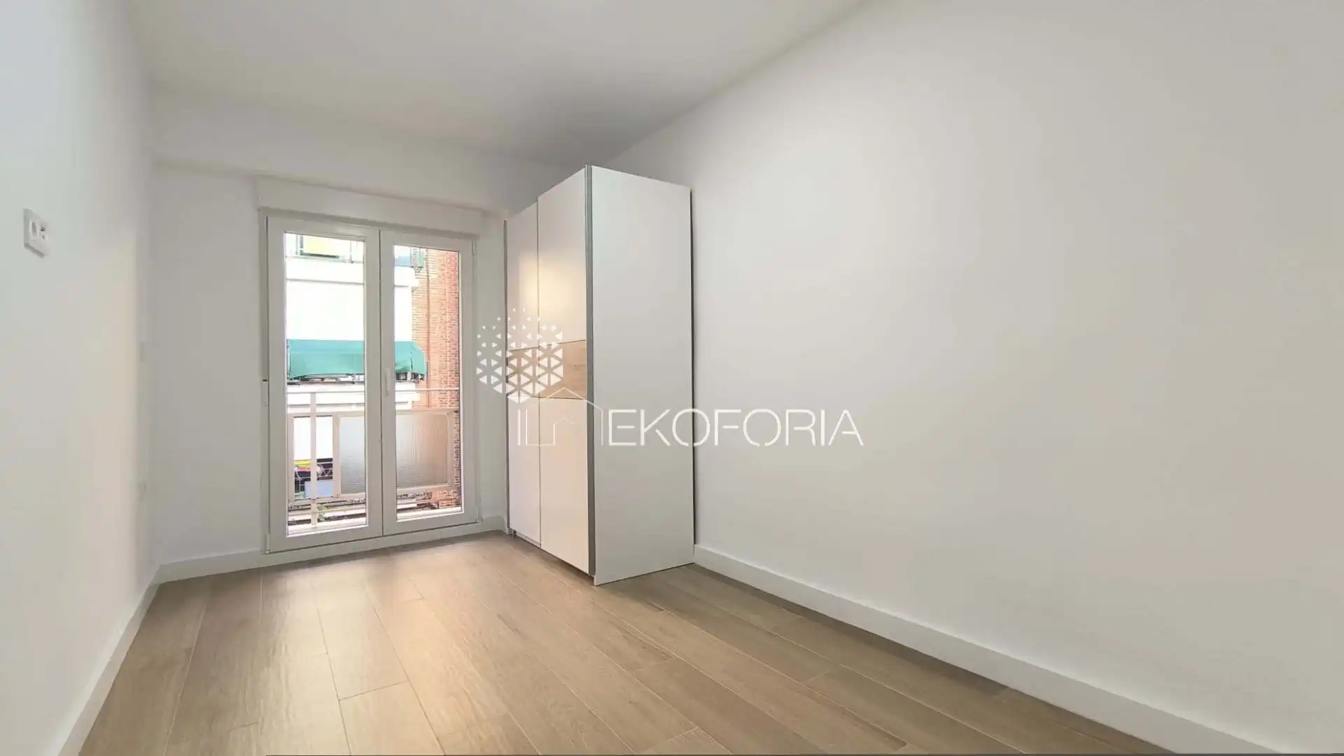 Schlafzimmer von Wohnung zum Verkauf in Paterna mit Klimaanlage, Heizung und Terrasse