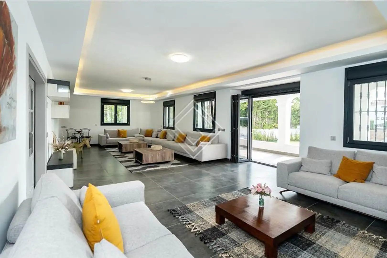 Villa mit Pool zum Verkauf in Nueva Andalucía, imagen 16