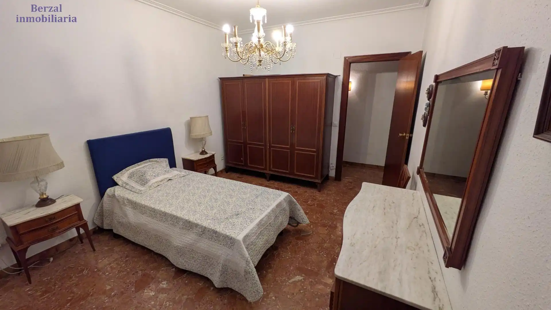 Dormitori de Pis en venda en  Logroño amb Calefacció i Terrassa
