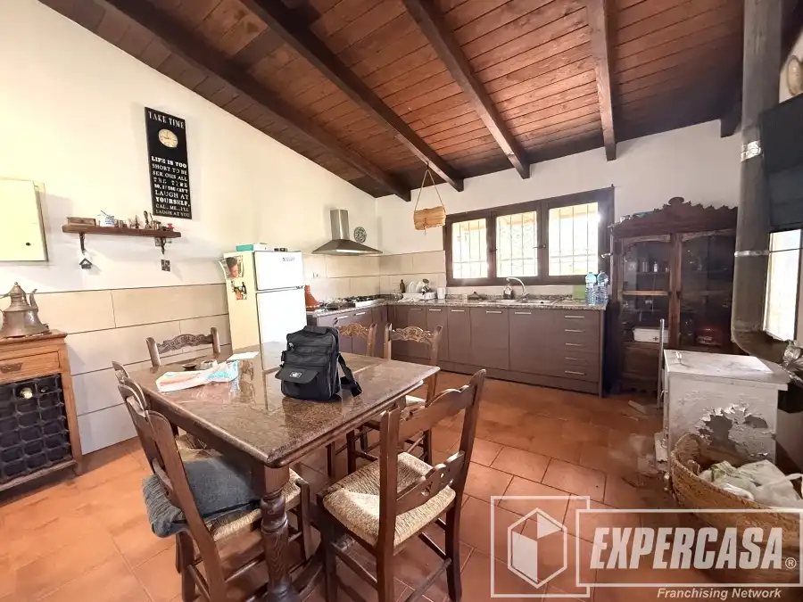 Cuina de Casa o xalet en venda en Pedralba amb Calefacció i Terrassa