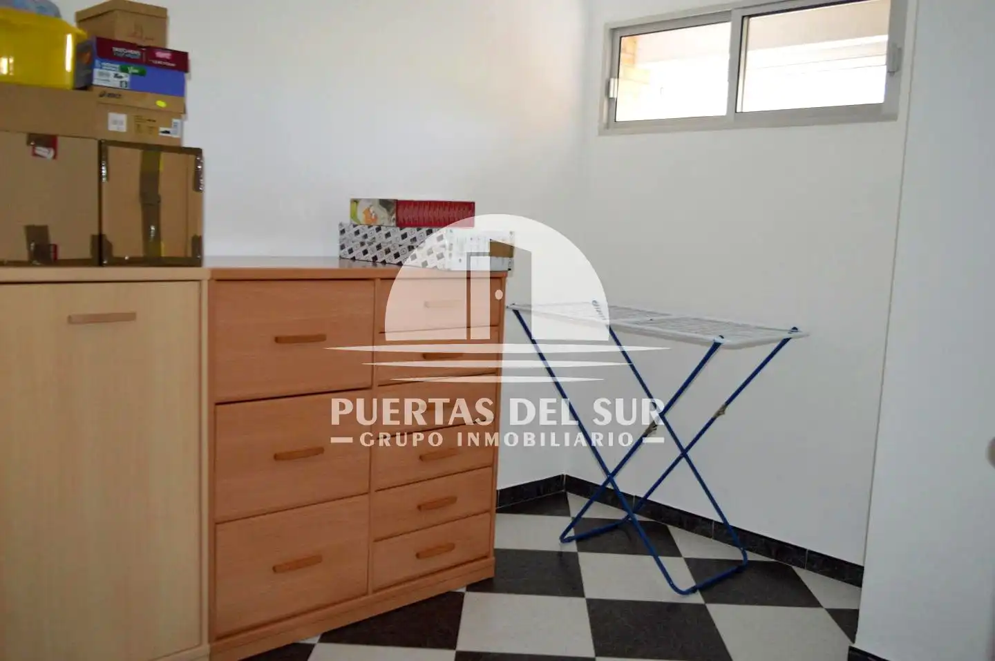 Habitación de Piso en venta en Rota