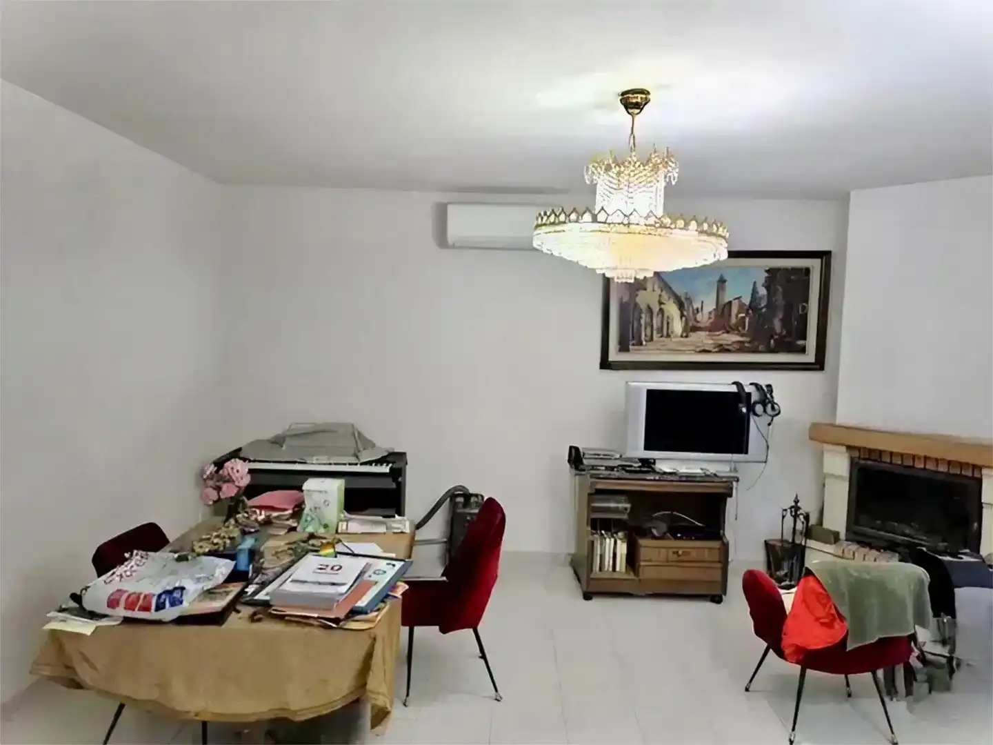 Sala de estar de Casa o chalet en venta en Pioz con Aire acondicionado, Piscina y Balcón