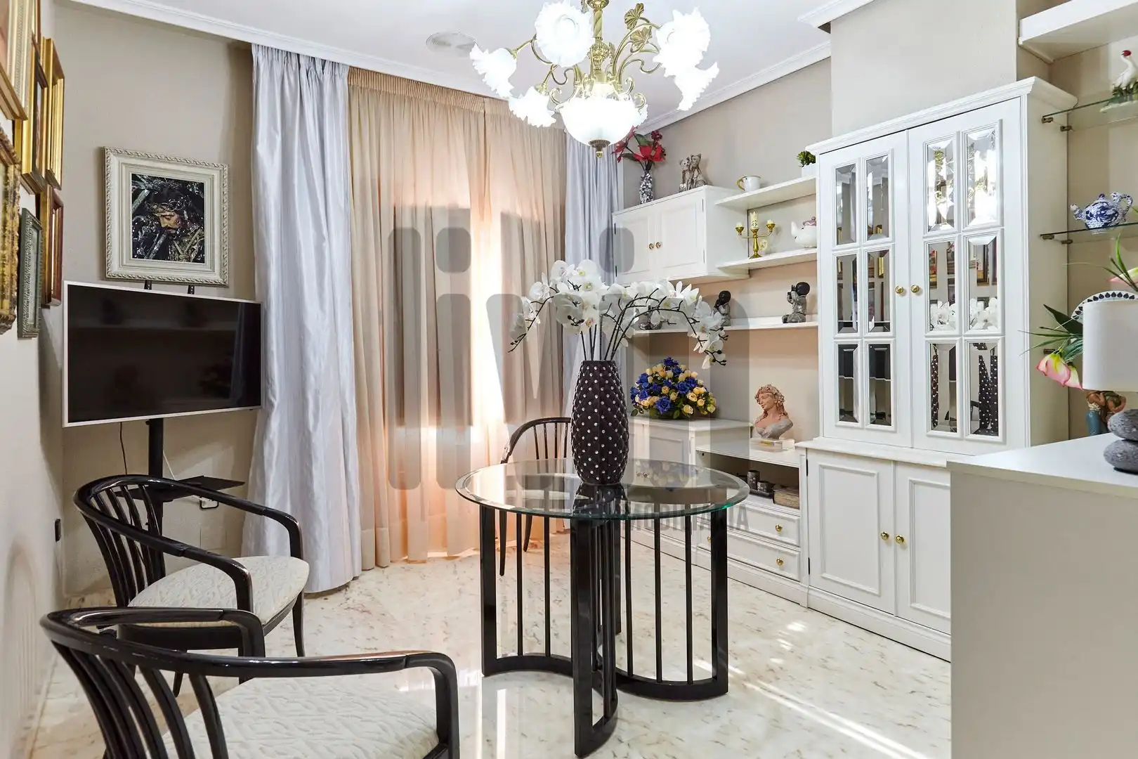 Sala de estar de Casa o chalet en venta en Jaén con Aire acondicionado, Calefacción y Jardín privado