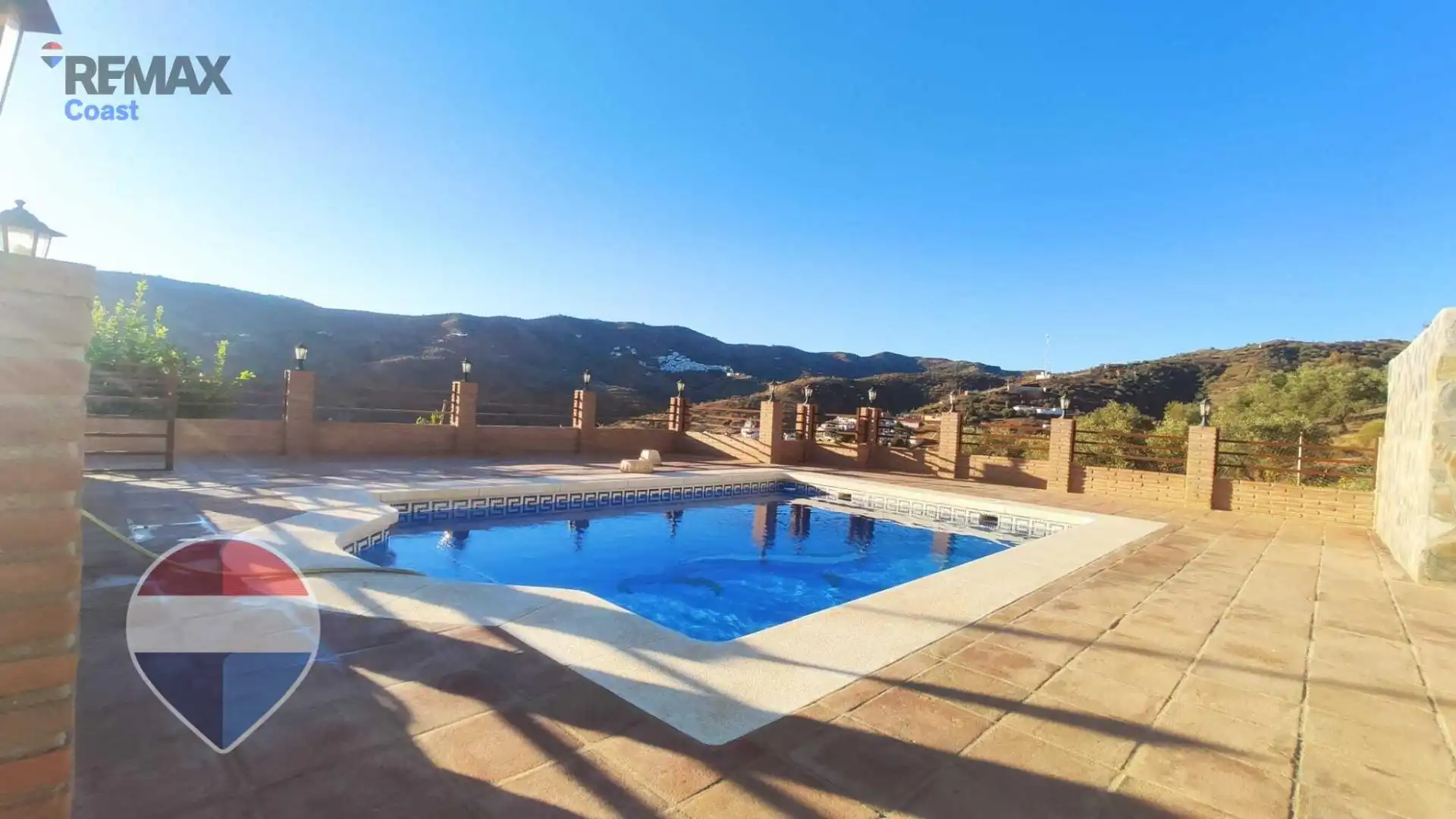 Swimming pool of Houses for rent in Rincón de la Victoria  with Air Conditioner, Heating and Private garden