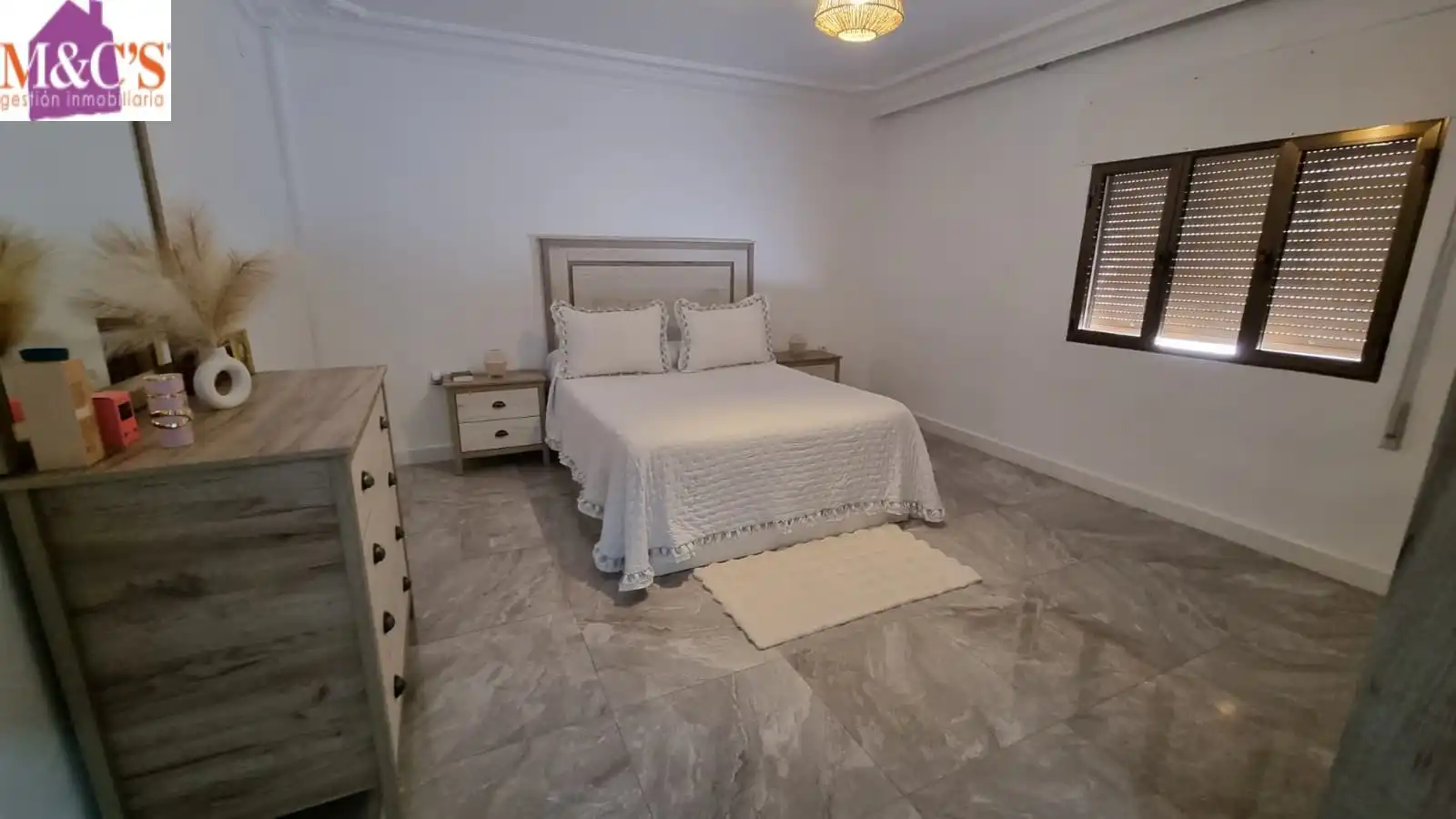 Dormitori de Casa o xalet en venda en Puertollano amb Aire condicionat, Terrassa i Moblat