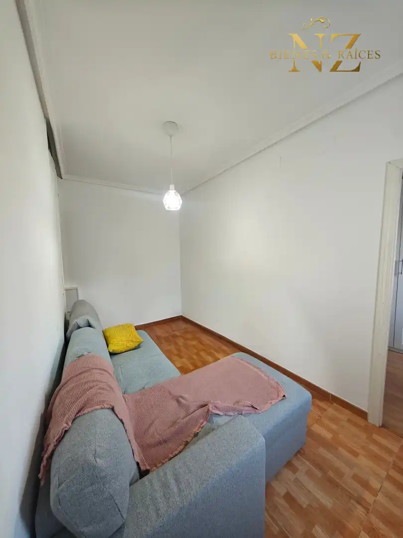 Piso en venta en Calle de Ramón Sainz, 22, Vista Alegre