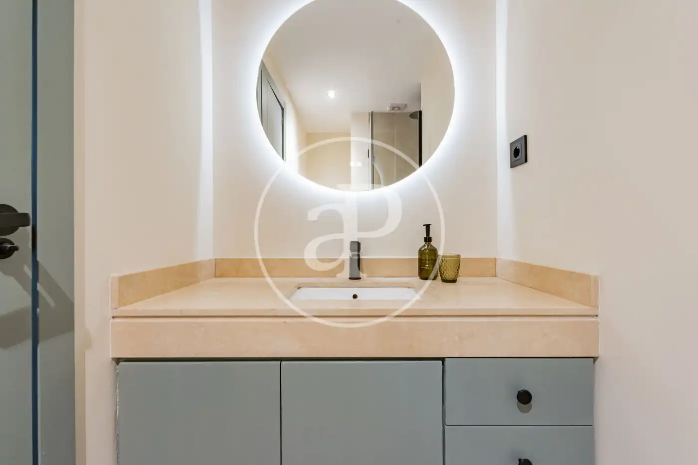 Baño de Ático en venta en Madrid con Aire acondicionado, Calefacción y Terraza