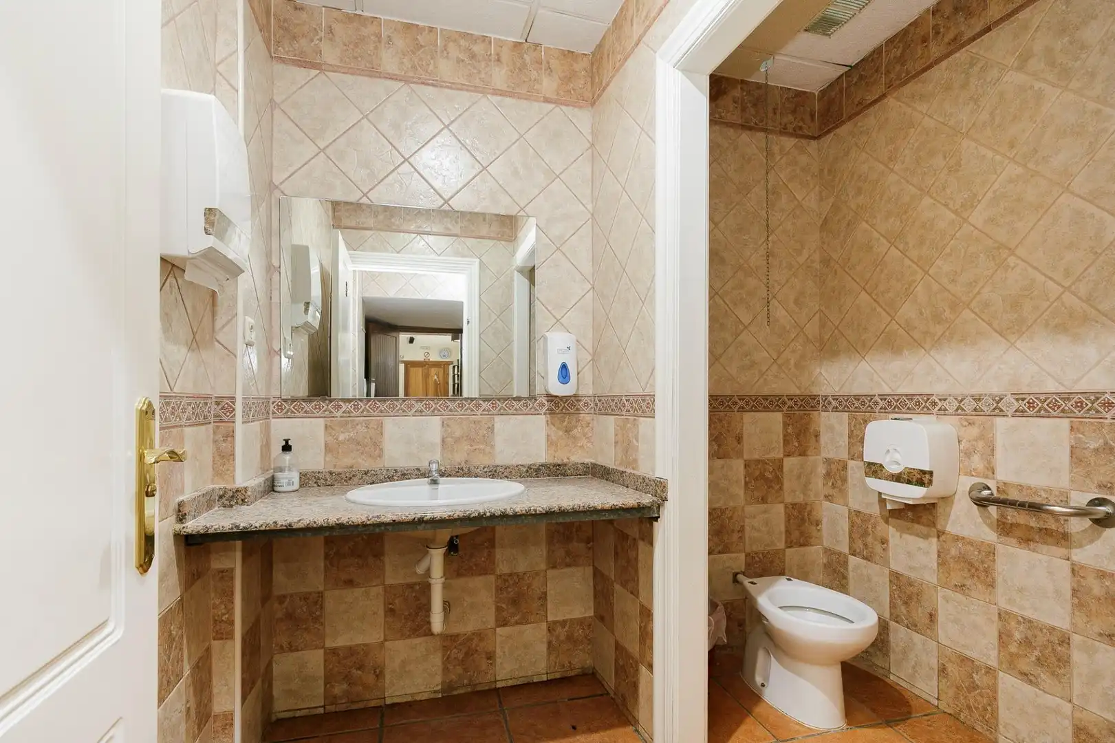 Casa amb jardí en venda a Castilléjar, imagen 9