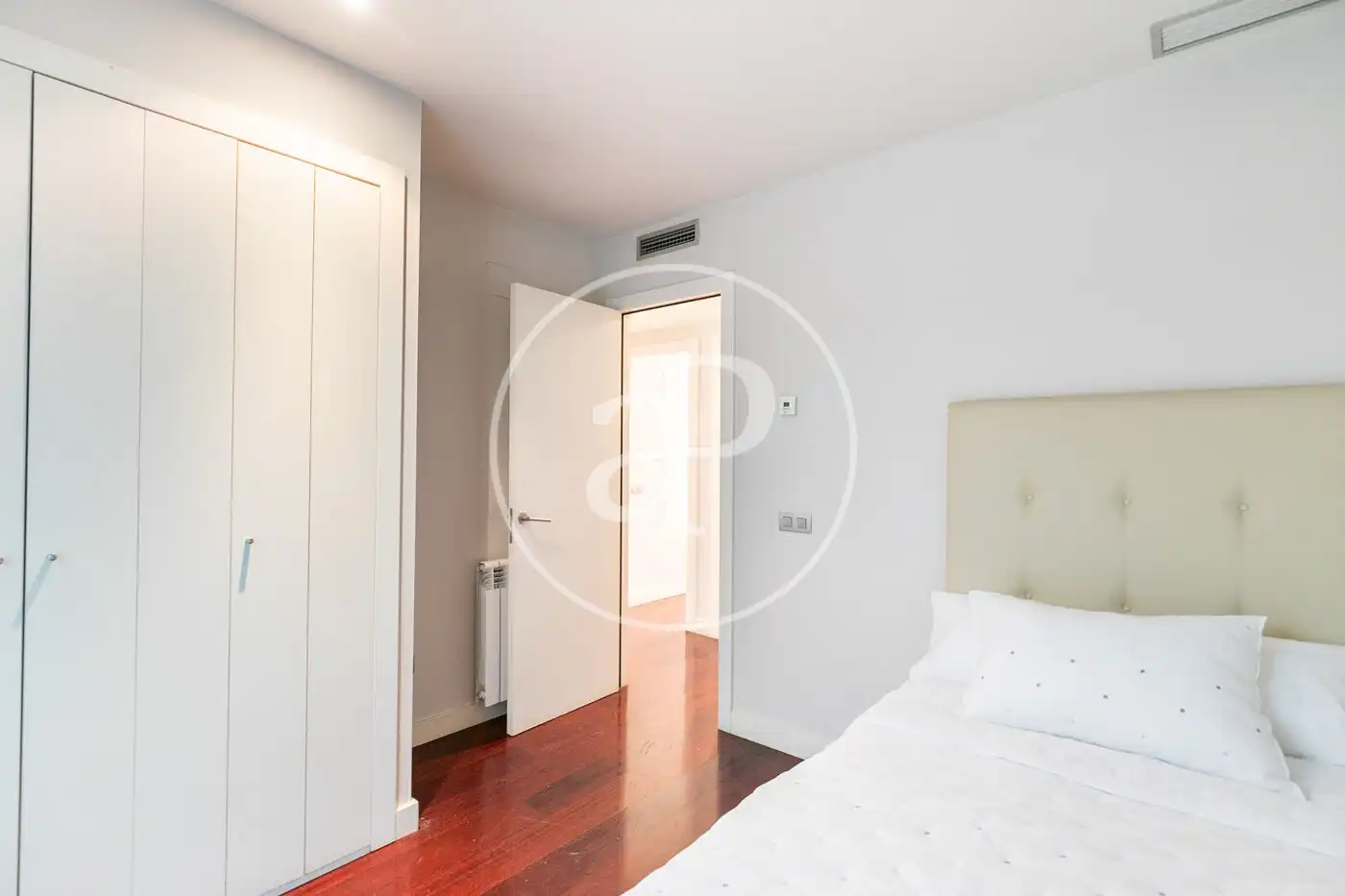 Bedroom of Flat for sale in Barcelona  with Air Conditioner, Heating and Terrace