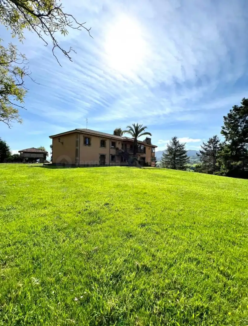Vista exterior de Casa o chalet en venta en Piloña con Calefacción y Jardín privado