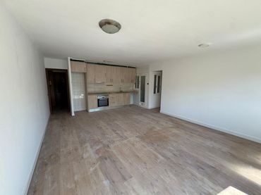 Piso con balcón en venta en Carrer d'Irlanda