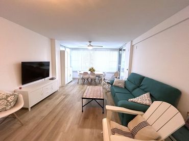 Apartament amb balcó en venda a Calle de las Ciudades Unidas 2