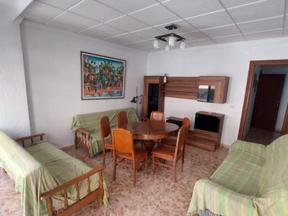 Sala d'estar de Casa o xalet en venda en Torrevieja amb Aire condicionat, Terrassa i Balcó