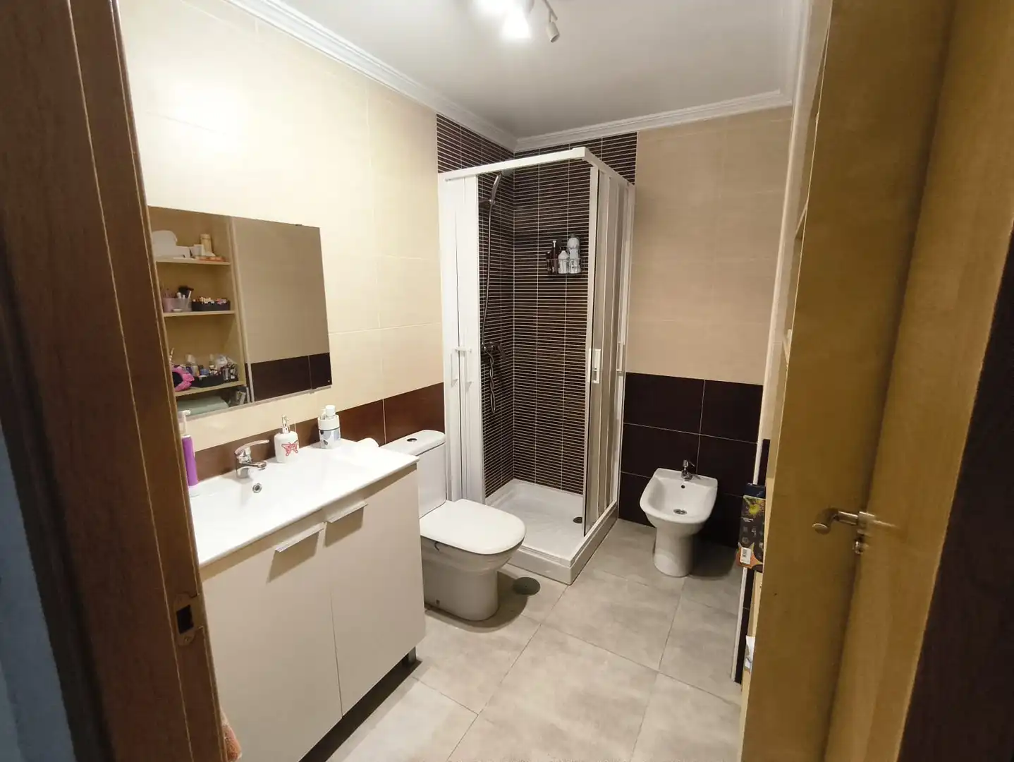 Baño de Piso en venta en Elda con Aire acondicionado, Amueblado y Balcón