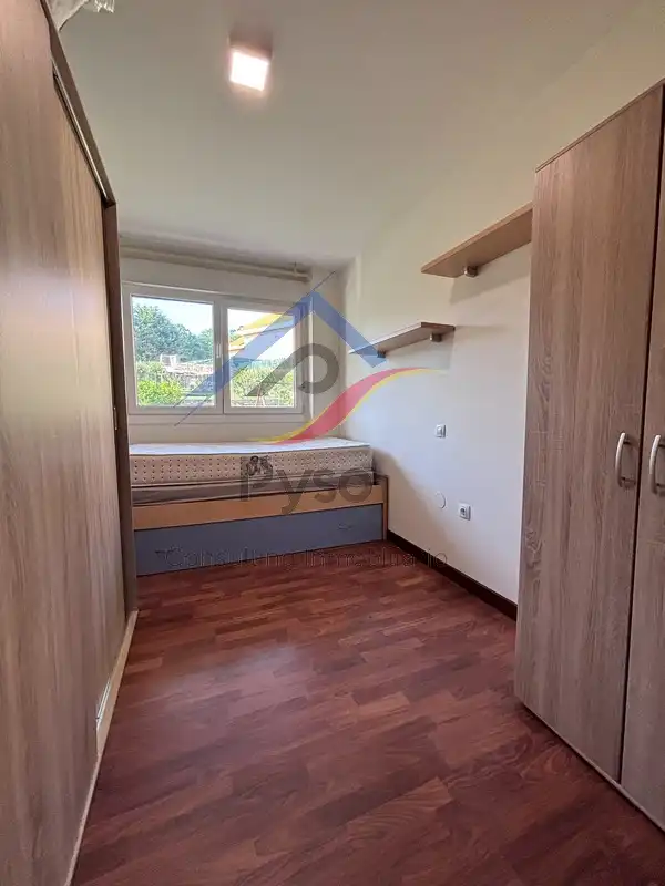 Habitación de Piso de alquiler en Miengo con Calefacción, Jardín privado y Amueblado