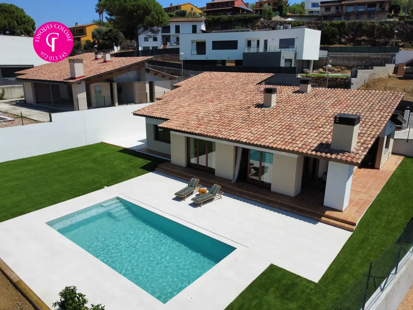 Swimming pool of Houses for sale in Sant Julià de Ramis  with Air Conditioner, Heating and Terrace