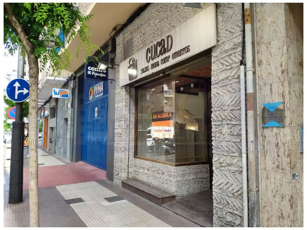 Local comercial de lloguer a Oeste, imagen 9