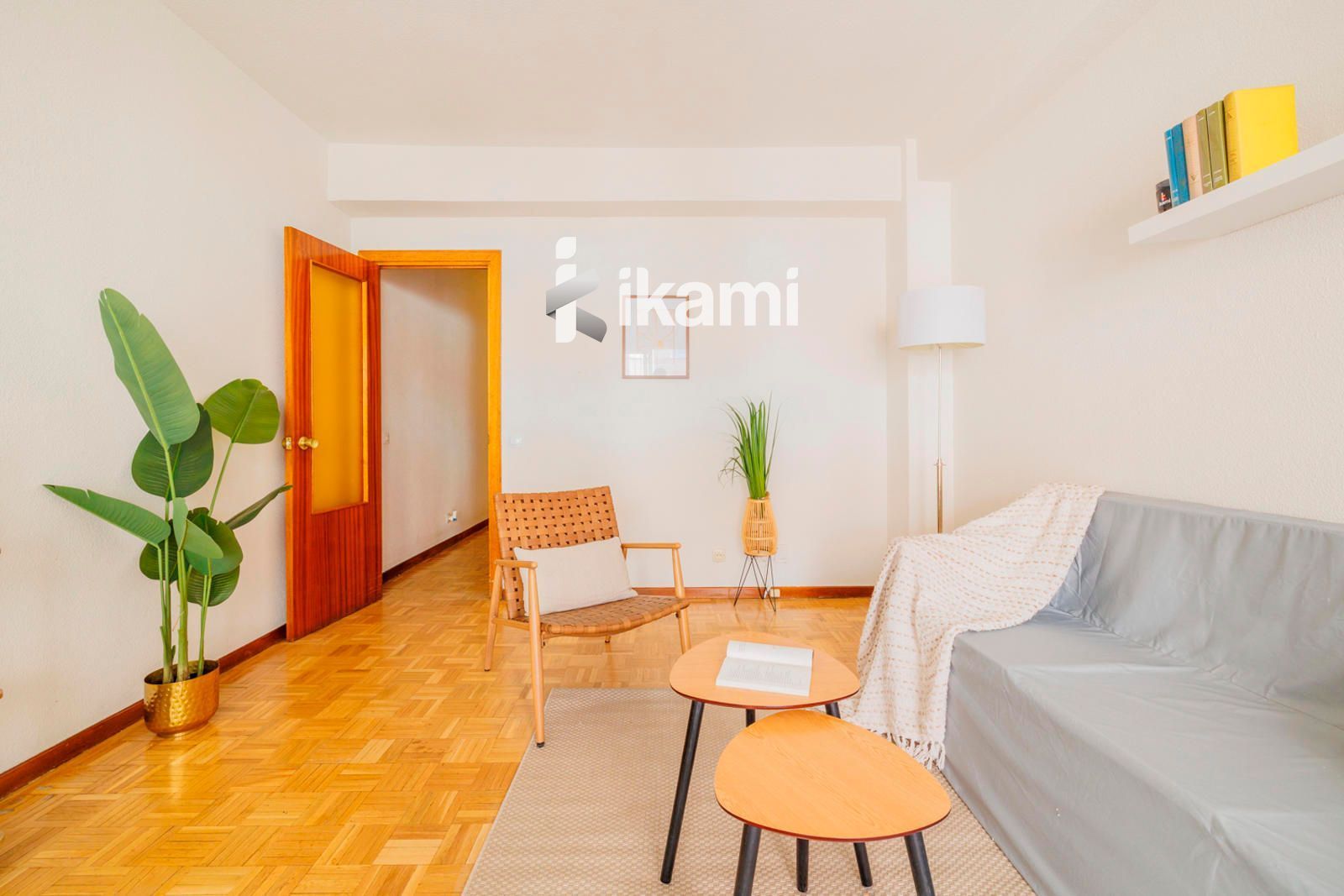 Living room of Flat for sale in  Madrid Capital  with Heating