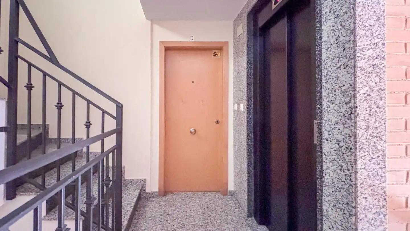Apartamento en venta en Santa Pola con Terraza, Trastero y Amueblado