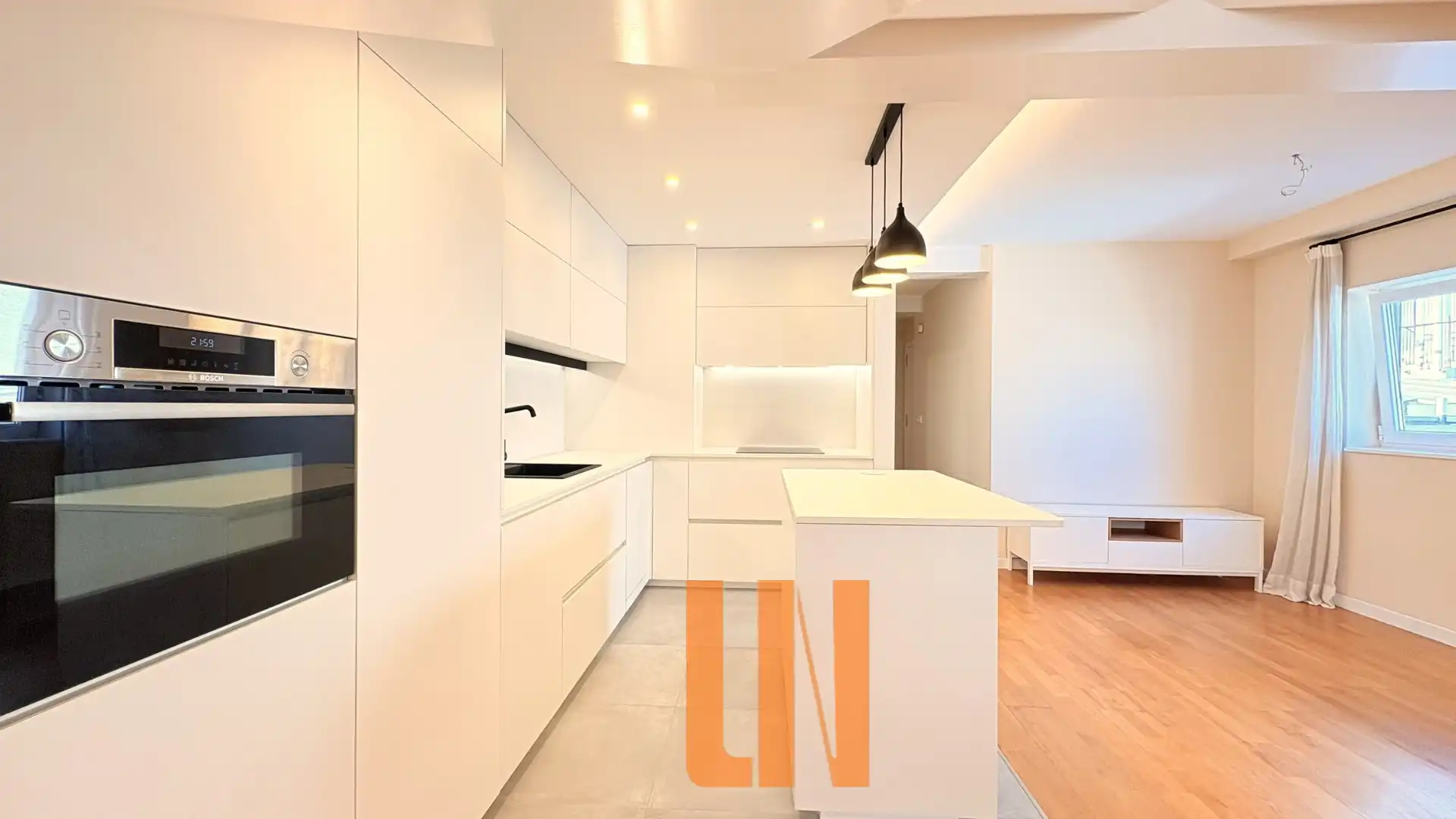 Kitchen of Flat for sale in A Coruña Capital   with Heating, Parquet flooring and Oven
