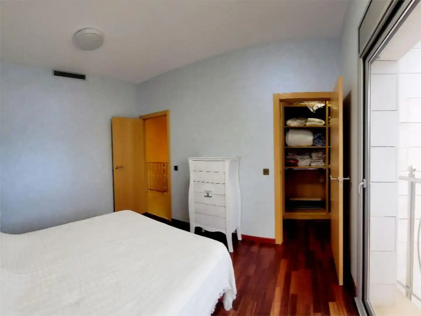 Habitación de Casa o chalet en venta en Lloret de Mar con Aire acondicionado, Piscina y Balcón