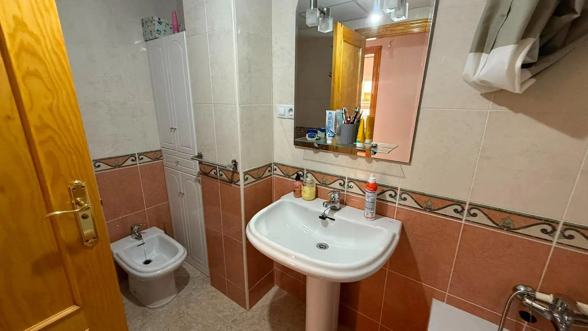 Baño de Piso en venta en Águilas con Aire acondicionado, Calefacción y Terraza