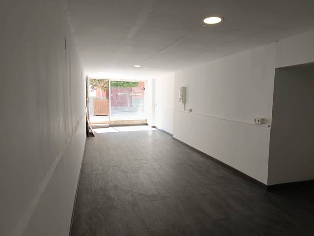Local comercial en Venta en Carrer Empar Nadal, 14 en Nucli Antic