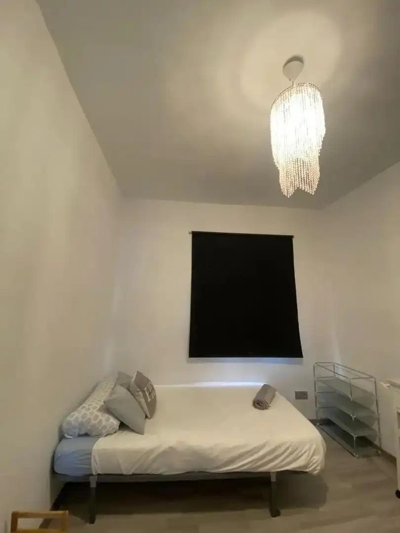 Bedroom of Flat for sale in Valencia  with Air Conditioner, Heating and Parquet flooring