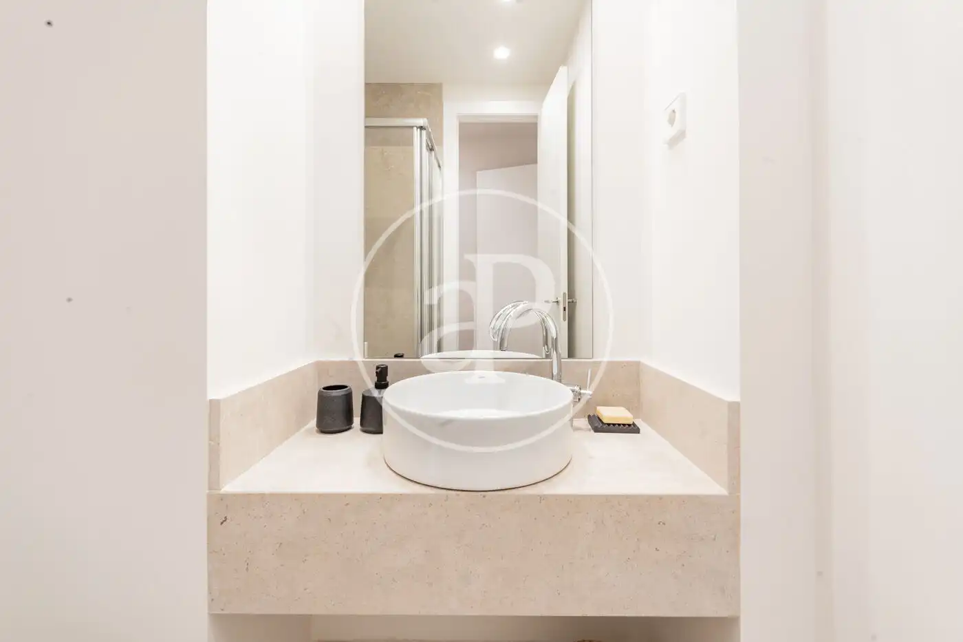 Baño de Piso en venta en Madrid con Aire acondicionado, Calefacción y Terraza