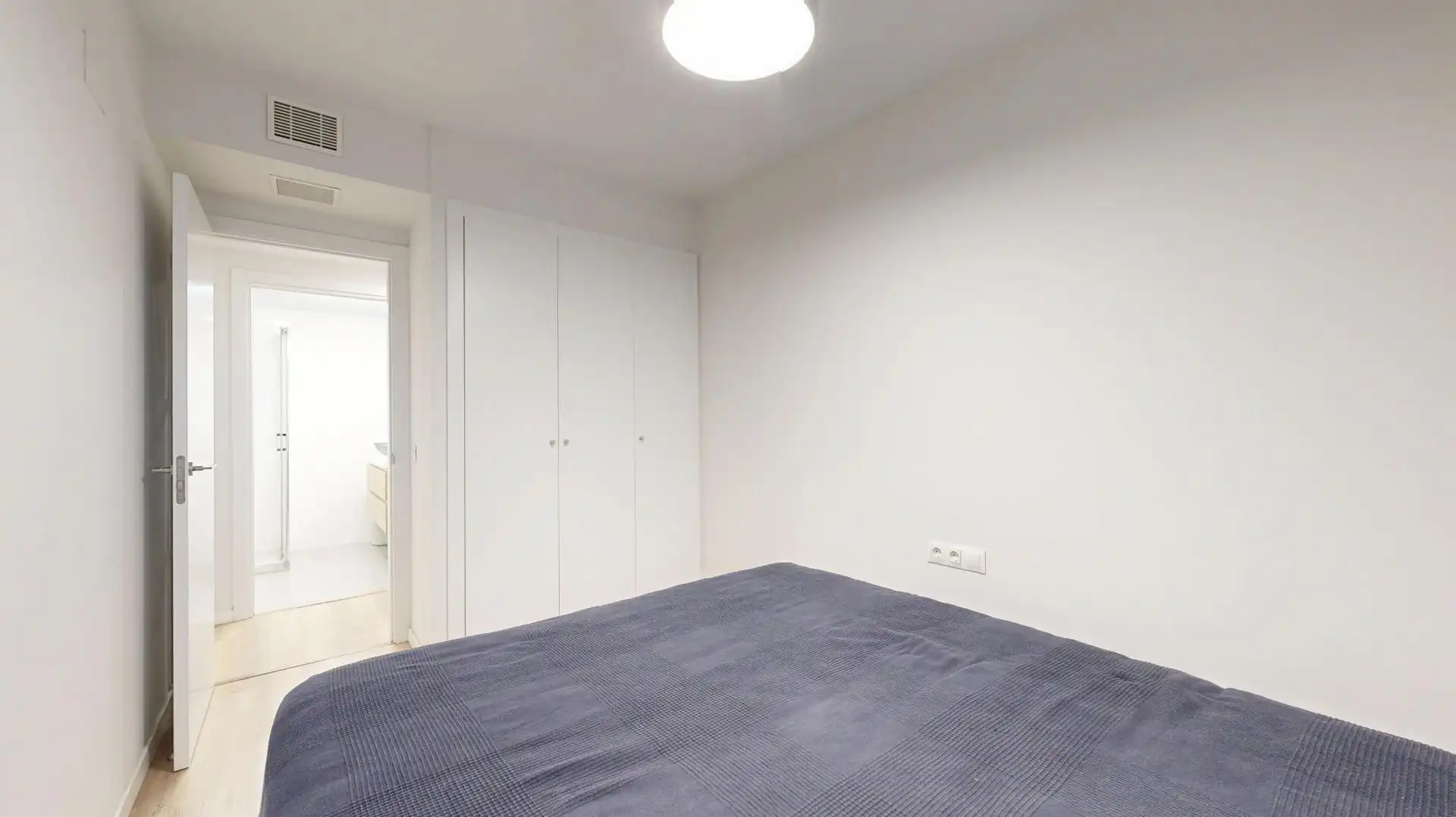 Bedroom of Flat for sale in Benicalap