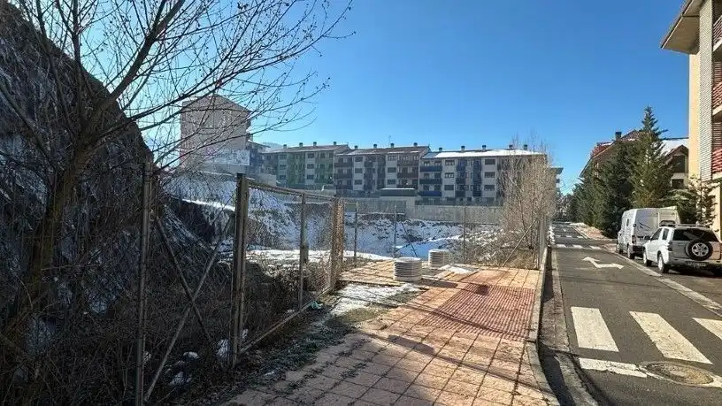 Terreni e lotti in vendita a calle Antonio Saura, imagen 3