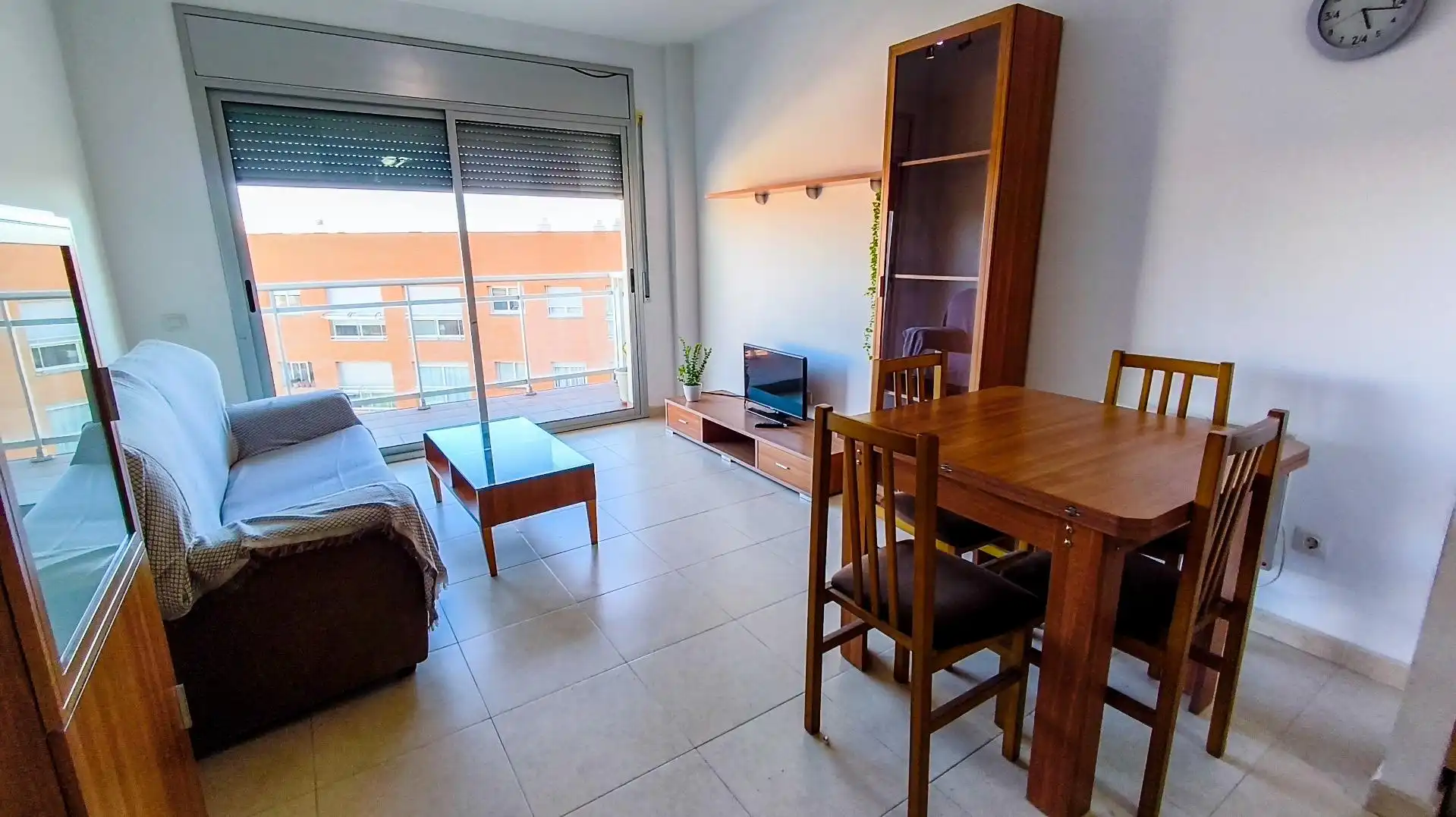 Living room of Flat for sale in Reus  with Air Conditioner, Private garden and Balcony