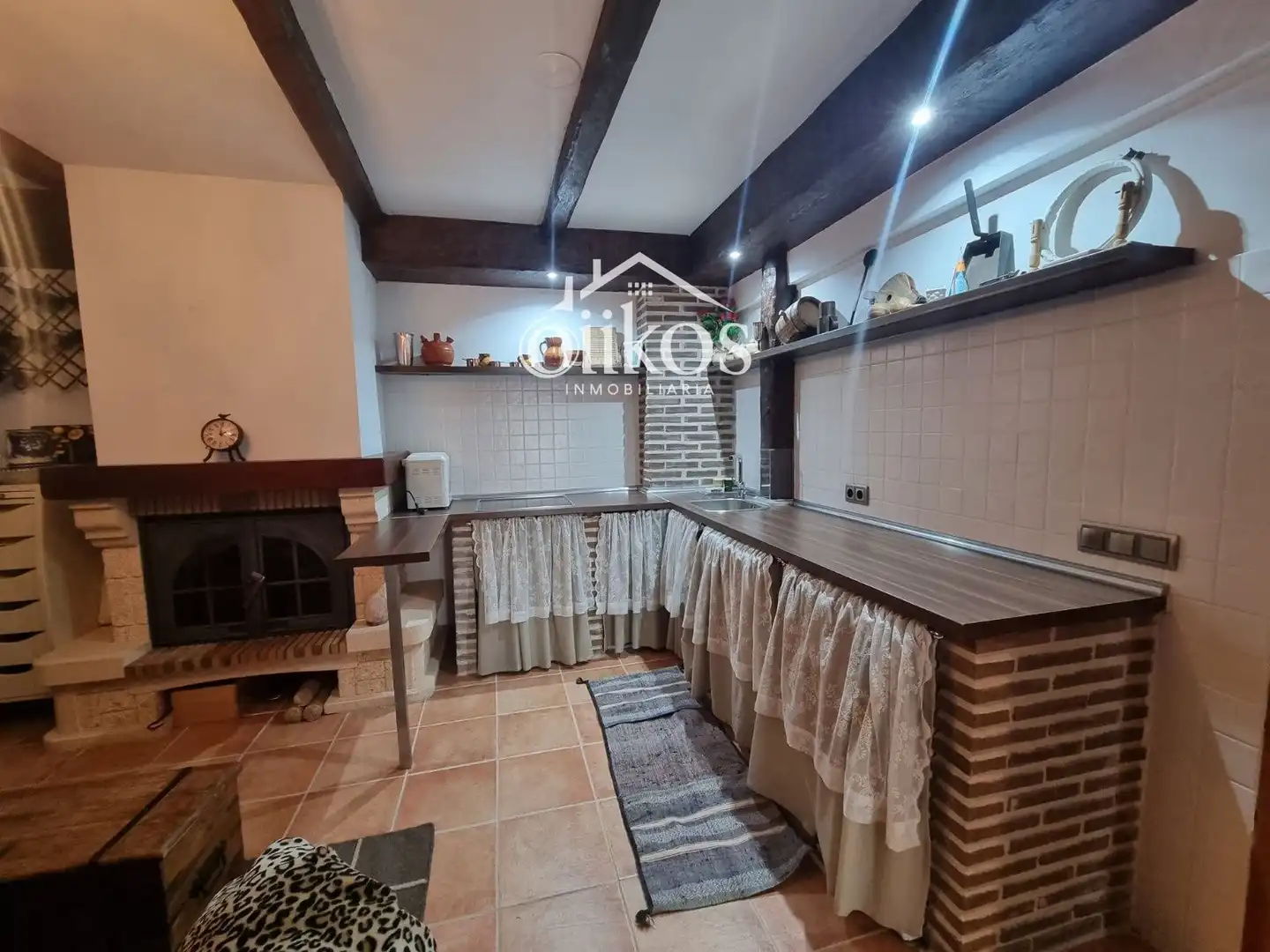 Cocina de Casa adosada en venta en Villamayor con Aire acondicionado, Calefacción y Parquet