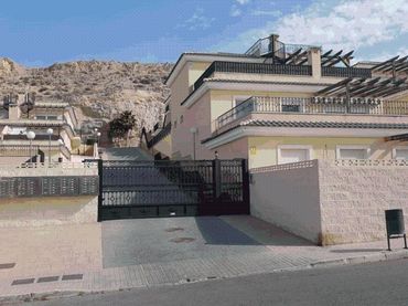 Aparcament en venda a C/ Algeps