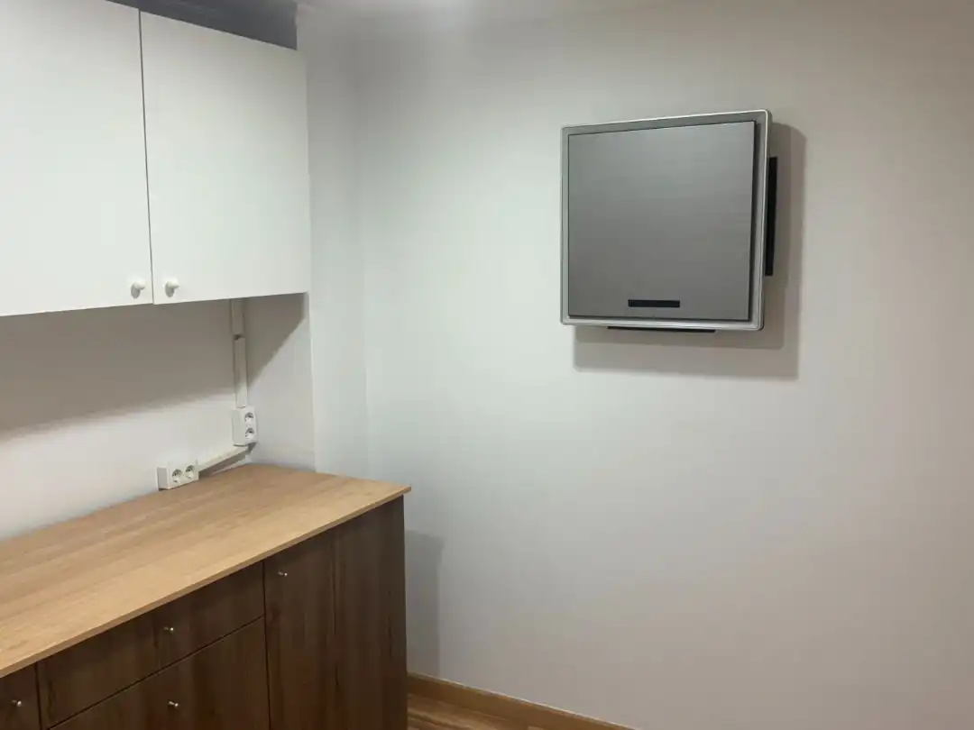 Oficina de alquiler en Elche / Elx con Aire acondicionado, Calefacción y Balcón